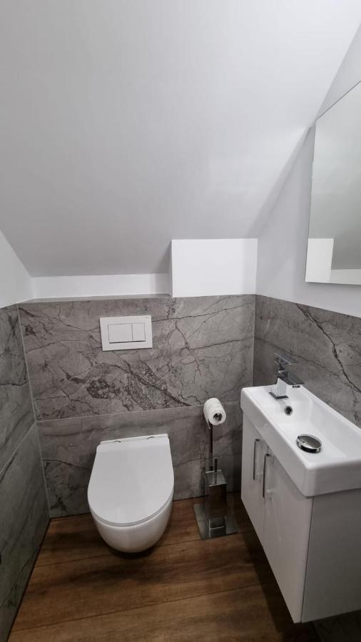 Luxury Apartments Bernardynska Domek 1 , 2 キェルツェ エクステリア 写真