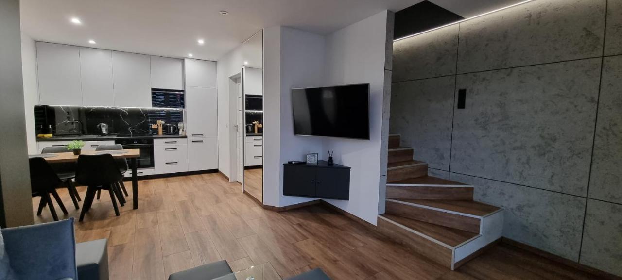 Luxury Apartments Bernardynska Domek 1 , 2 キェルツェ エクステリア 写真